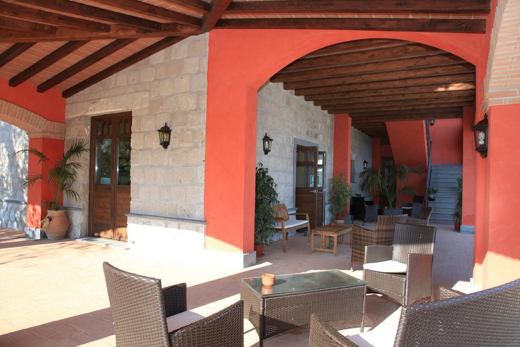 Falciano del Massico Agrituirsmo Masseria Campierti מראה חיצוני תמונה