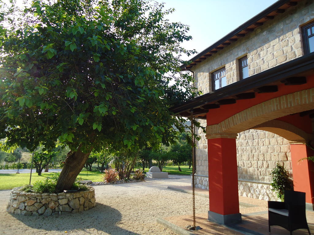 Falciano del Massico Agrituirsmo Masseria Campierti מראה חיצוני תמונה